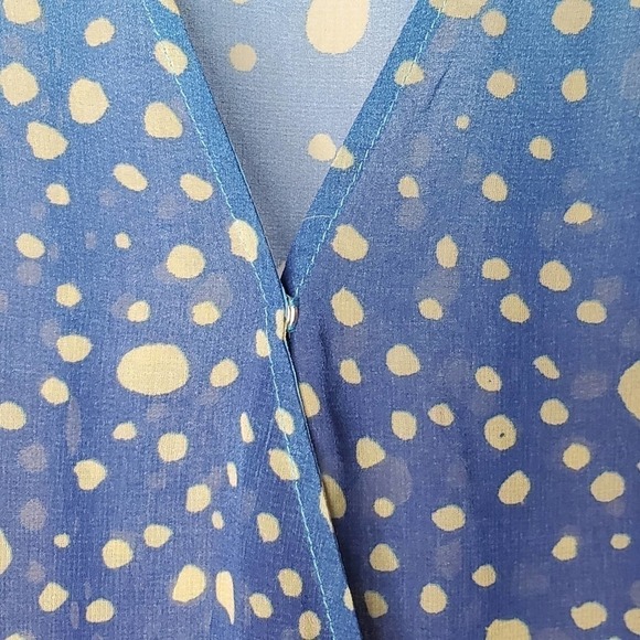 CAbi Bubble V-Neck Ombre Blouse Blue Size S - Picture 3 of 11